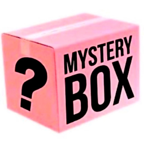 Barbie Other - Barbie mystery box 1